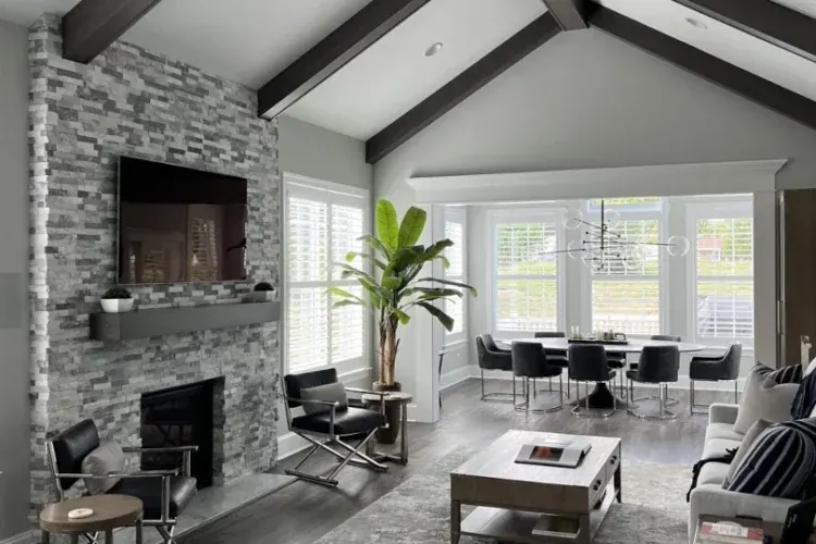Gray Mantle & Beams